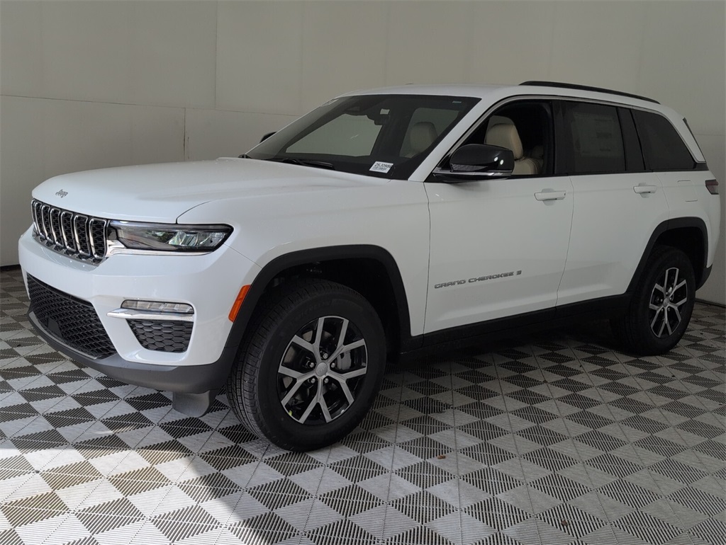 new 2025 Jeep Grand Cherokee car, priced at $41,865