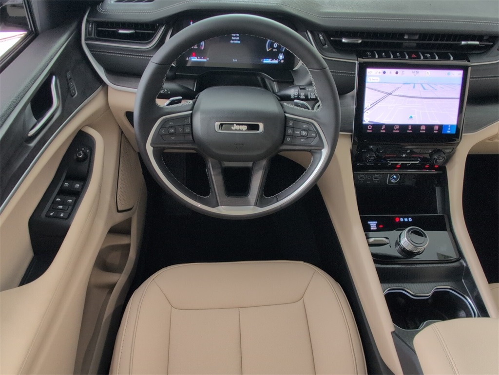 new 2025 Jeep Grand Cherokee car, priced at $41,865