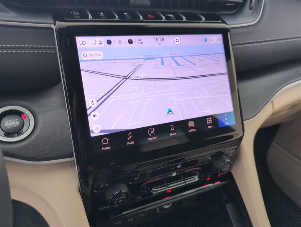 new 2025 Jeep Grand Cherokee car, priced at $41,865