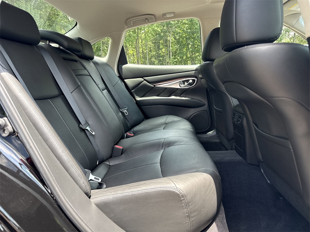 used 2011 INFINITI M37 car, priced at $7,998