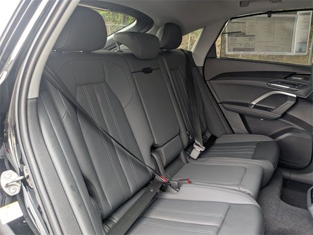 new 2025 Audi Q5 car, priced at $59,600