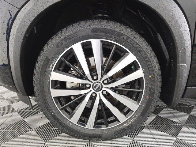 used 2023 Nissan Pathfinder car, priced at $36,433