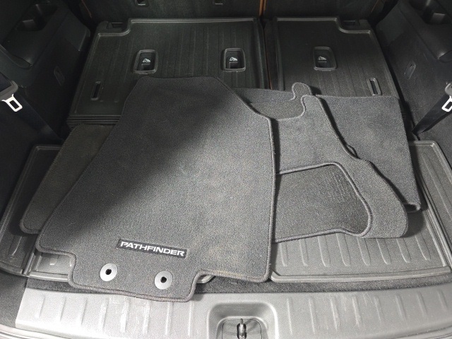 used 2023 Nissan Pathfinder car, priced at $36,433