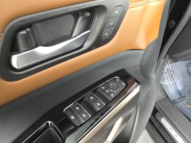 used 2023 Nissan Pathfinder car, priced at $36,433