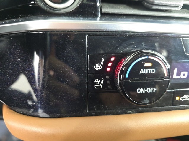 used 2023 Nissan Pathfinder car, priced at $36,433