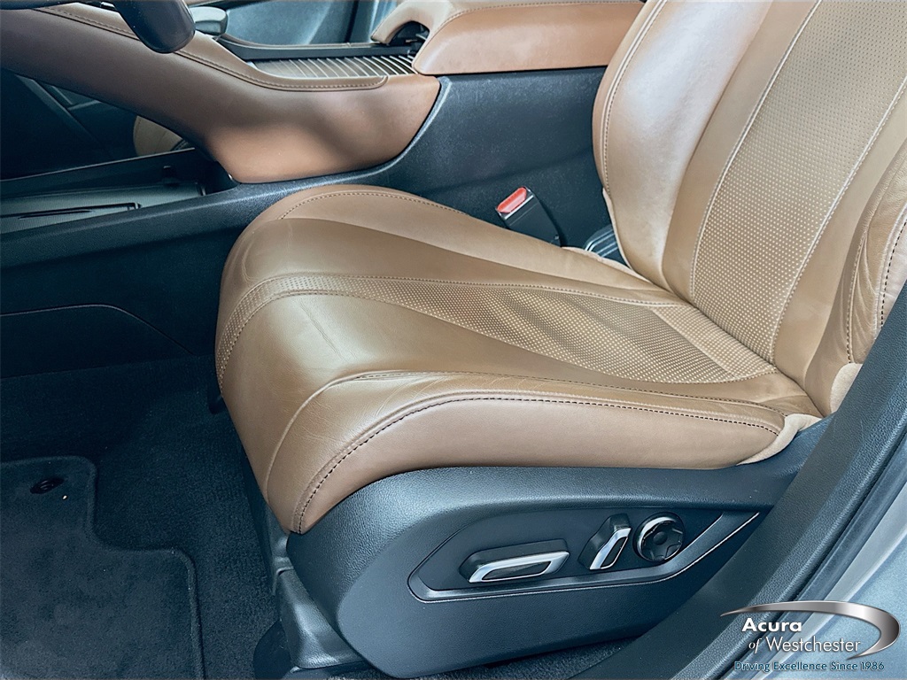 used 2023 Acura RDX car, priced at $35,999