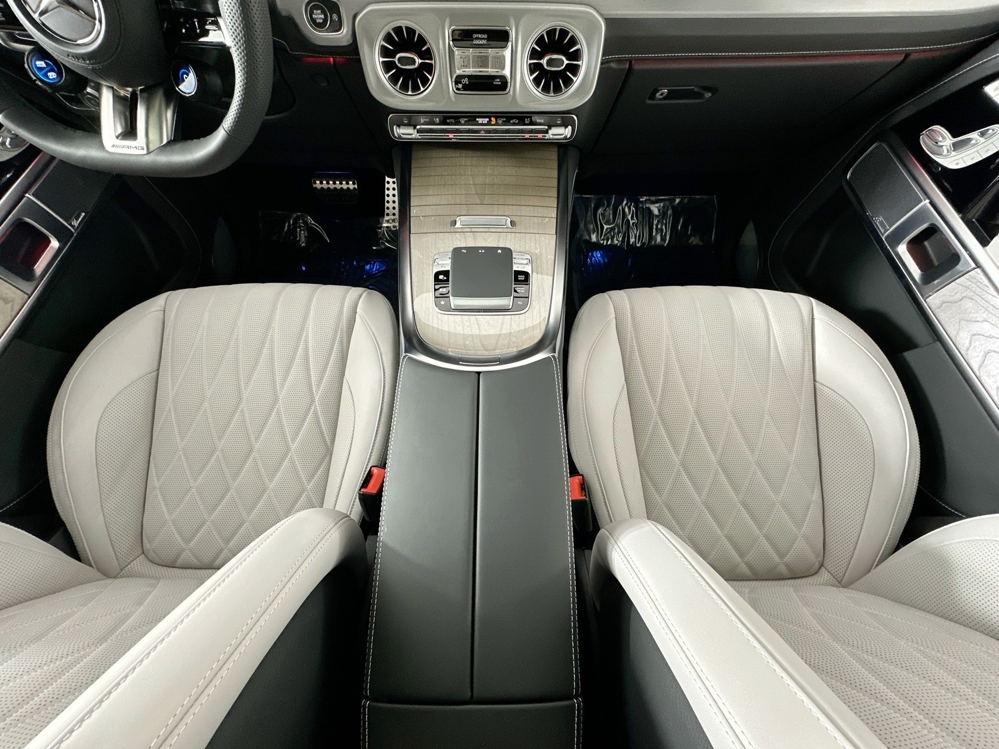 used 2025 Mercedes-Benz G-Class car, priced at $259,998