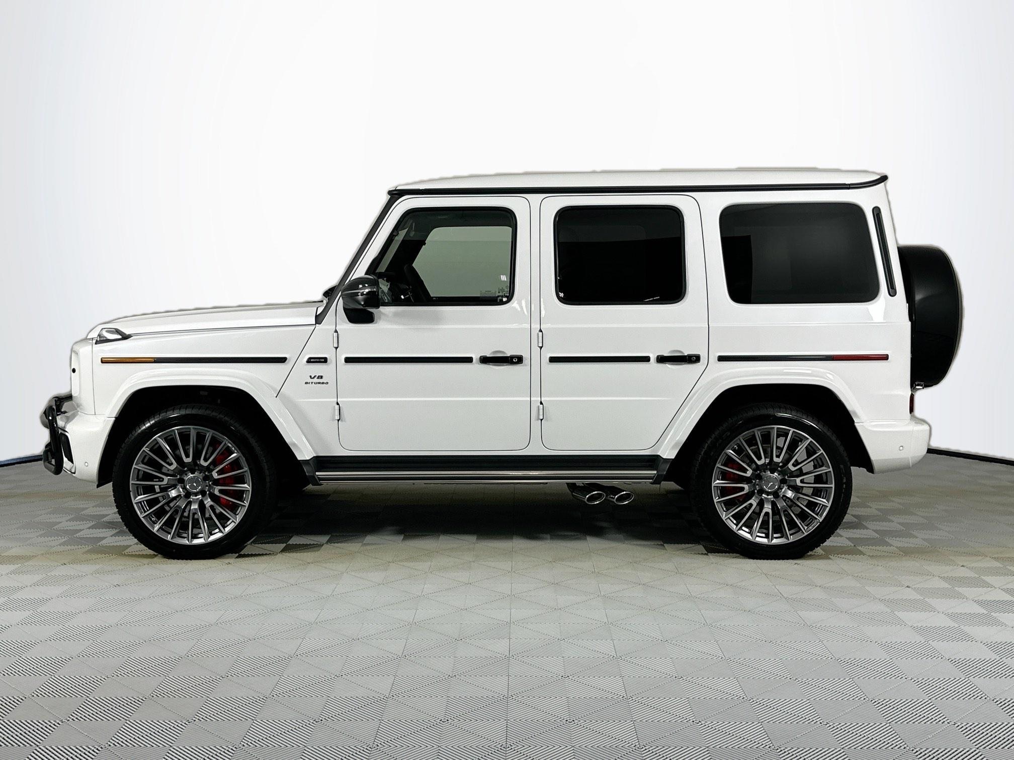 used 2025 Mercedes-Benz G-Class car, priced at $259,998