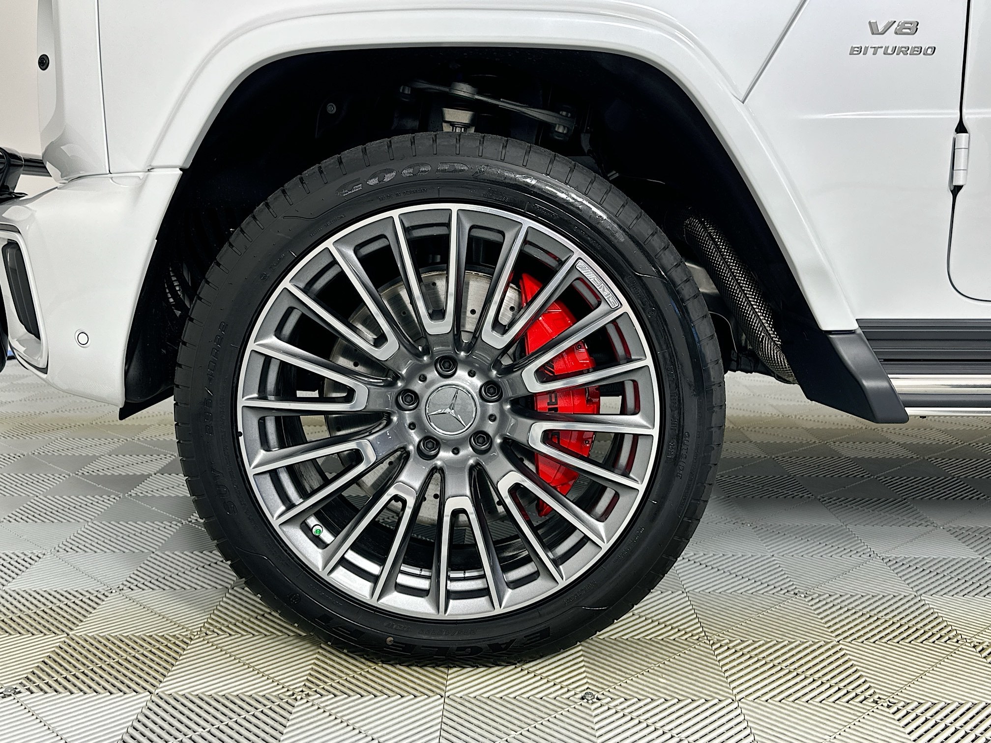 used 2025 Mercedes-Benz G-Class car, priced at $259,998