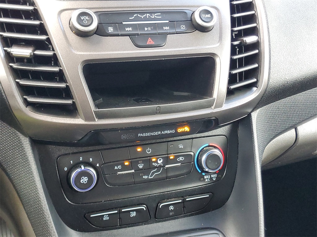 used 2022 Ford Transit Connect car, priced at $24,995