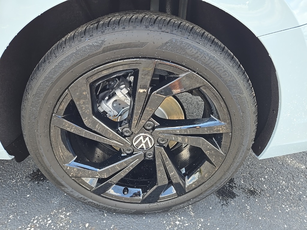 new 2025 Volkswagen Jetta car, priced at $27,515