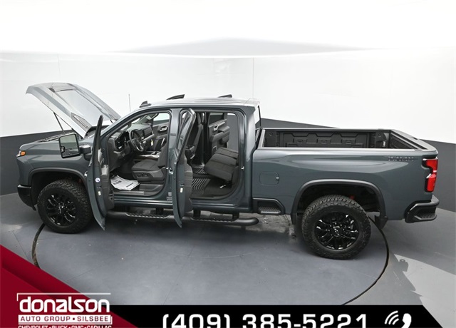 new 2025 Chevrolet Silverado 2500HD car, priced at $74,000