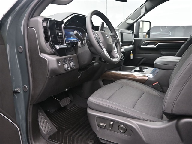 new 2025 Chevrolet Silverado 2500HD car, priced at $74,000