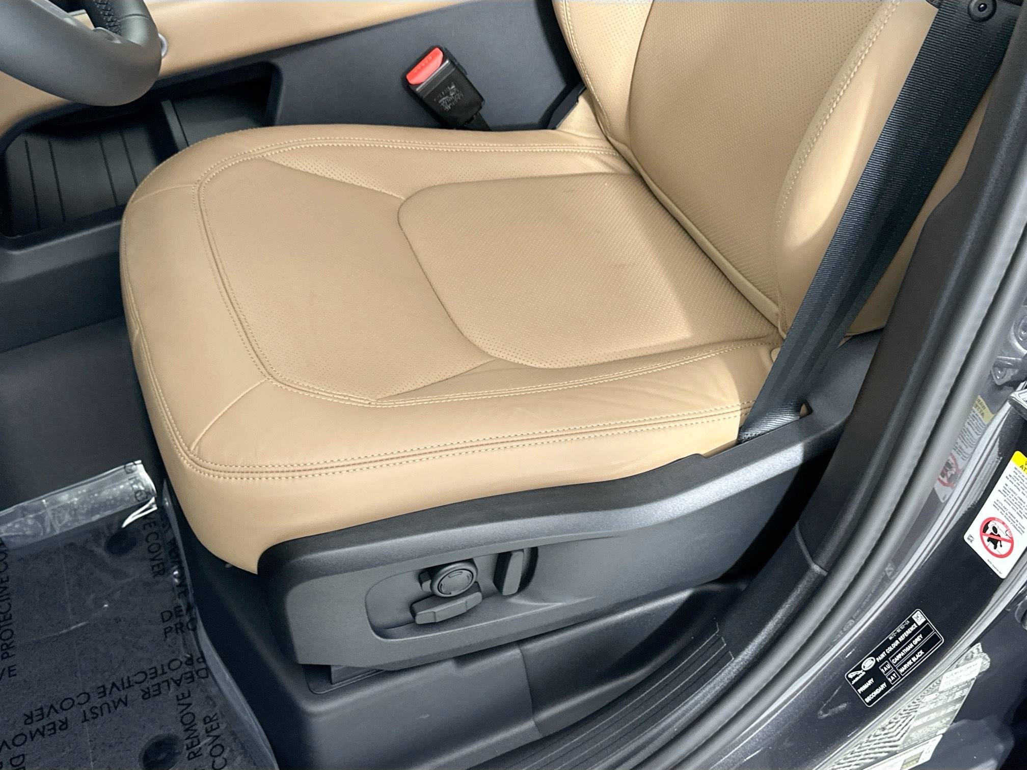new 2025 Land Rover Defender 110 car, priced at $86,303