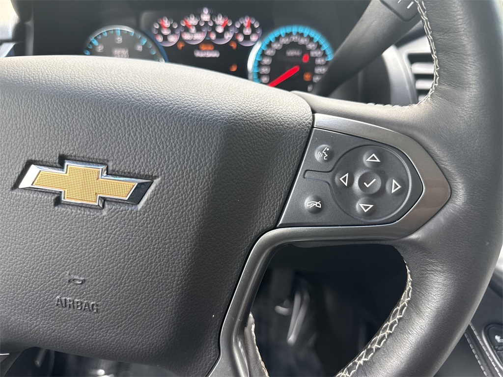 used 2017 Chevrolet Suburban car, priced at $19,599