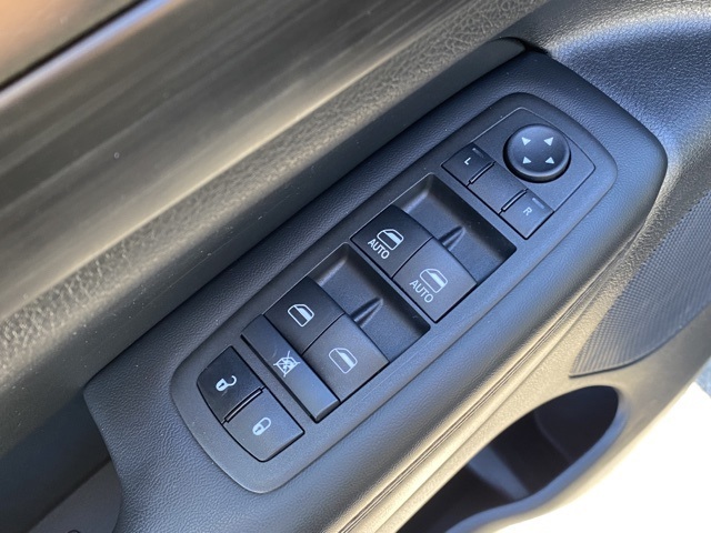 used 2022 Jeep Grand Cherokee WK car, priced at $25,440