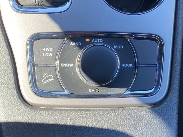 used 2022 Jeep Grand Cherokee WK car, priced at $25,440