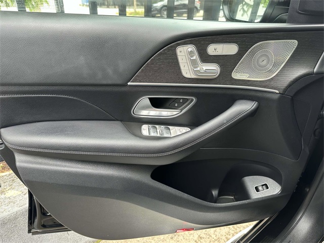 used 2022 Mercedes-Benz GLE car, priced at $56,991