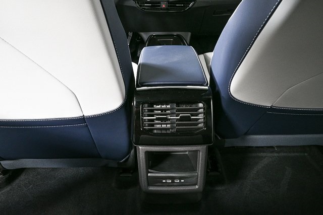 new 2025 Volkswagen ID.4 car, priced at $53,806