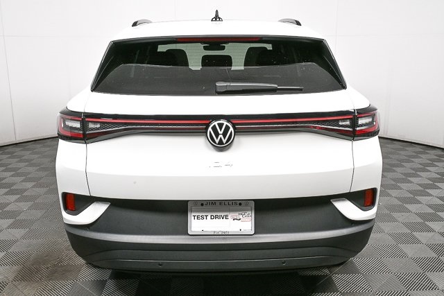 new 2025 Volkswagen ID.4 car, priced at $53,806