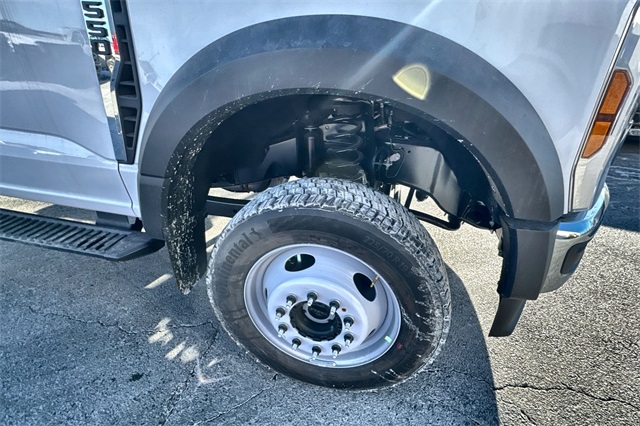 new 2024 Ford F-550SD car, priced at $72,185