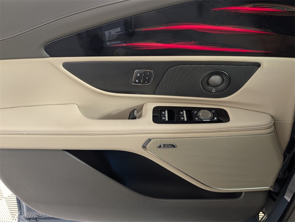 new 2025 Lincoln Nautilus car, priced at $55,699