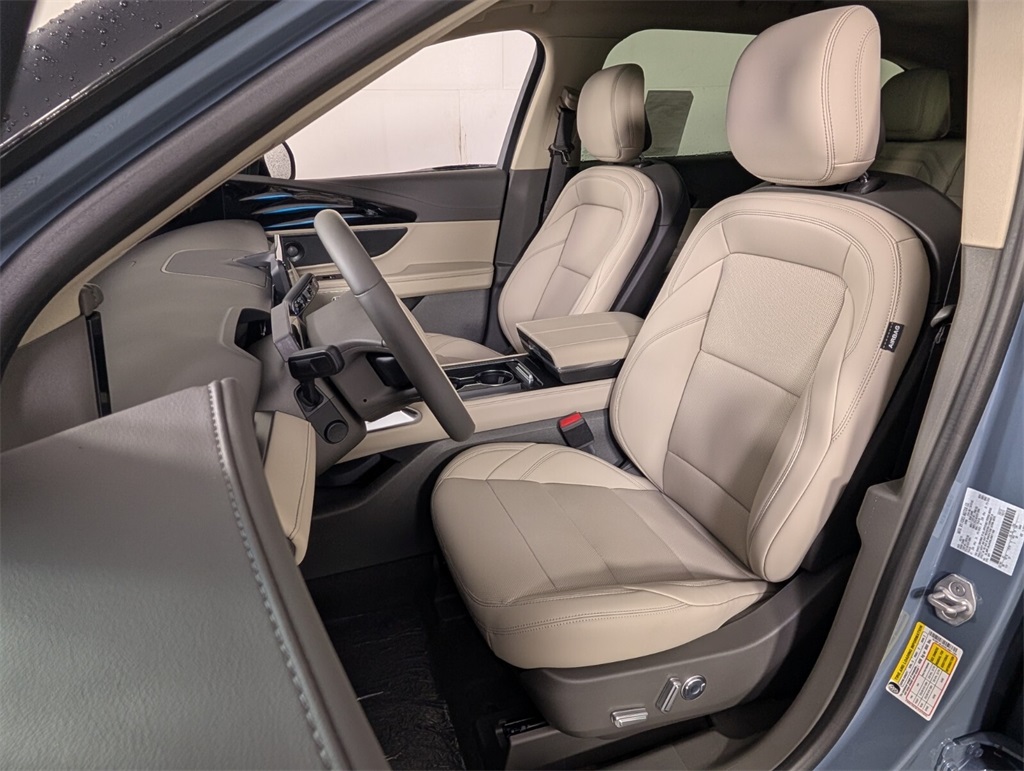 new 2025 Lincoln Nautilus car, priced at $55,699