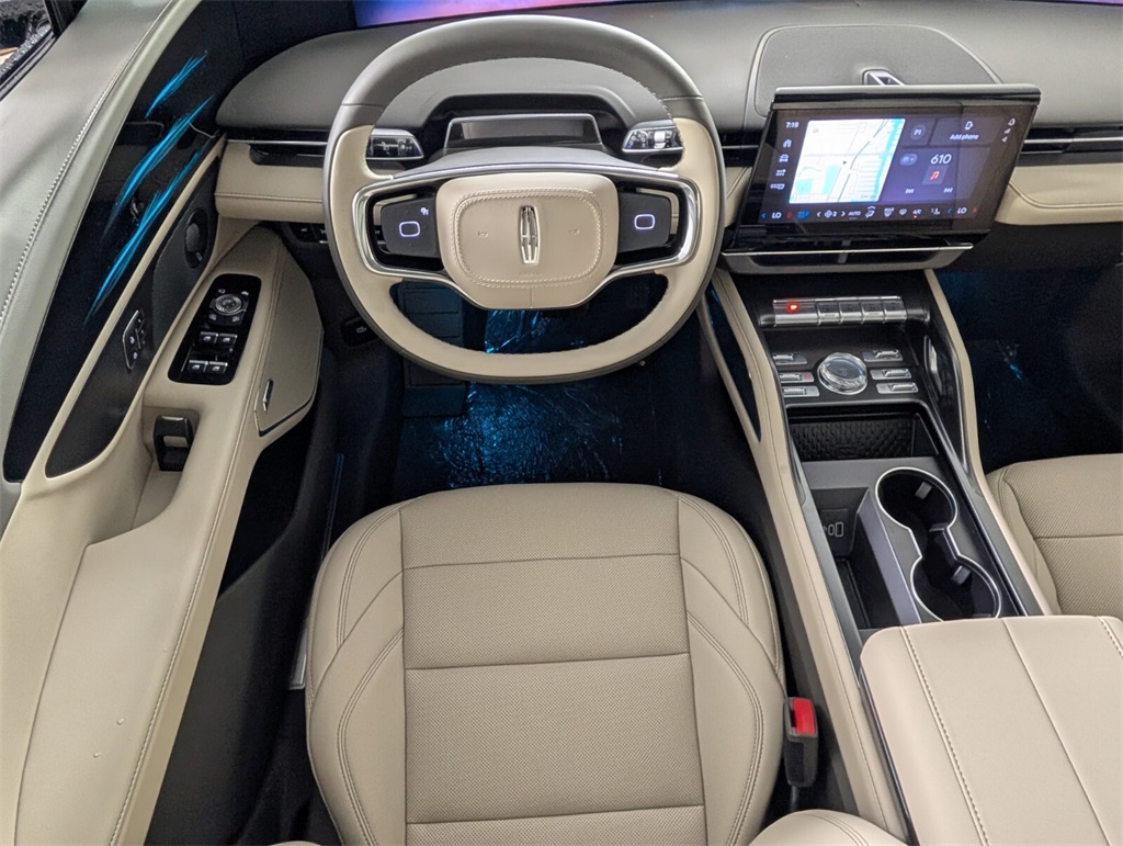 new 2025 Lincoln Nautilus car, priced at $55,699