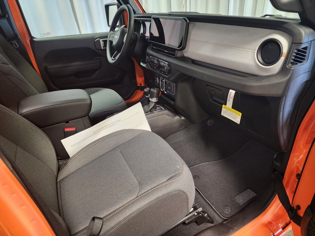 new 2025 Jeep Wrangler car, priced at $40,350