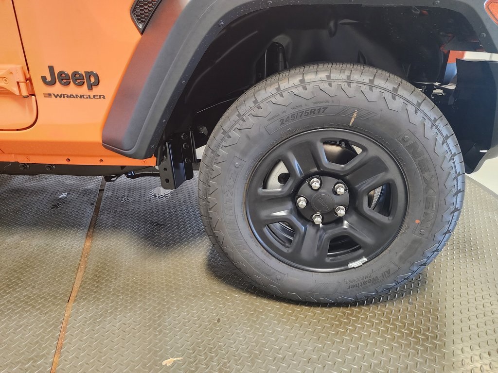 new 2025 Jeep Wrangler car, priced at $40,350