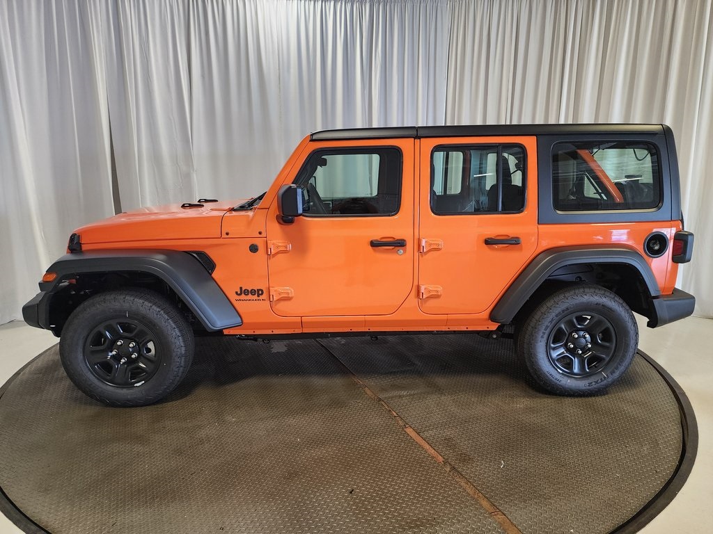 new 2025 Jeep Wrangler car, priced at $40,350