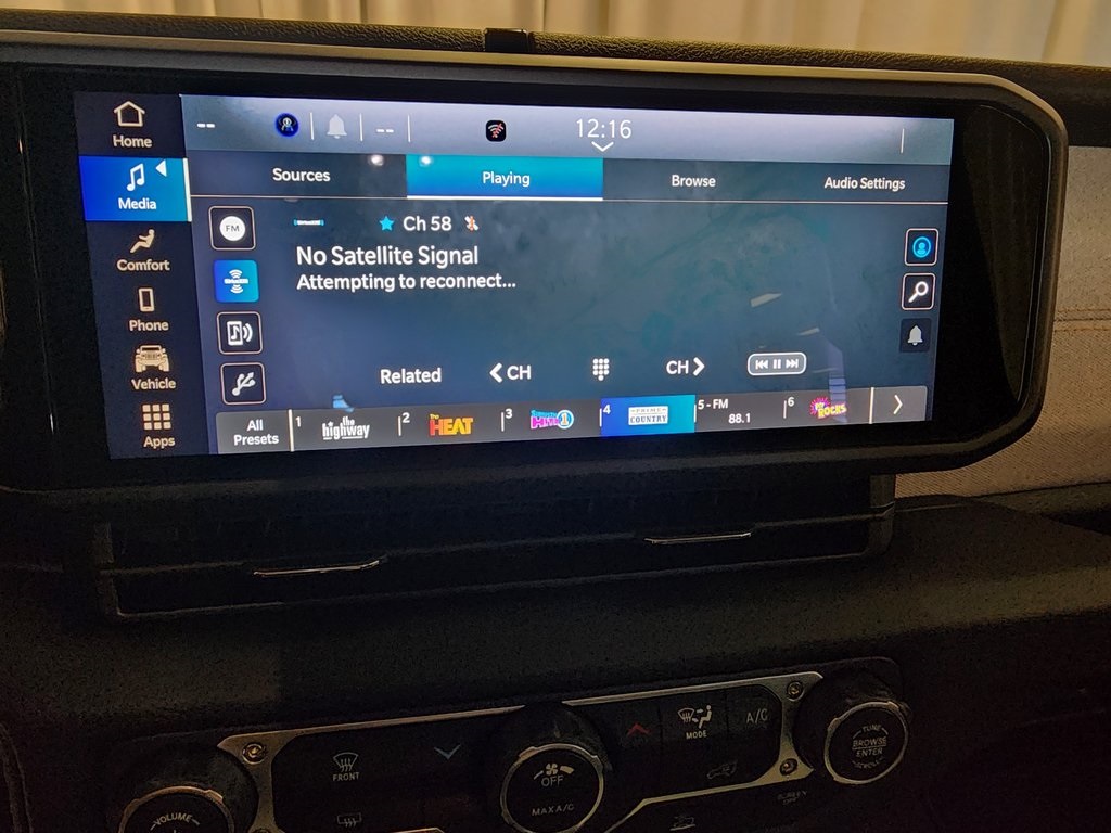 new 2025 Jeep Wrangler car, priced at $40,350