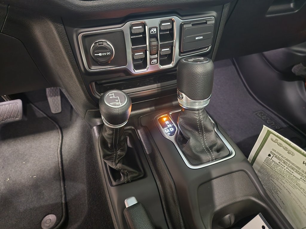 new 2025 Jeep Wrangler car, priced at $40,350