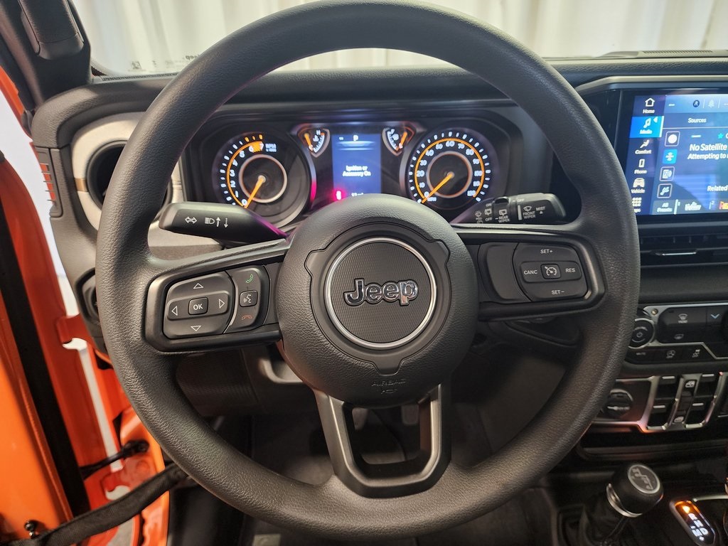 new 2025 Jeep Wrangler car, priced at $40,350
