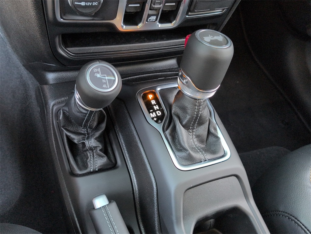new 2025 Jeep Wrangler car, priced at $58,800