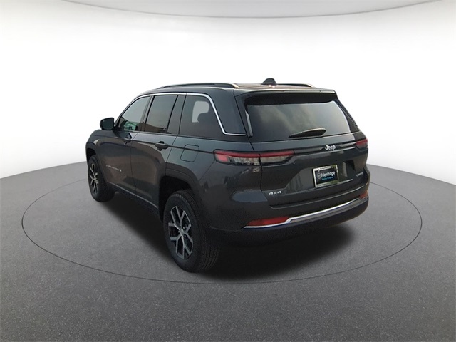 new 2025 Jeep Grand Cherokee car, priced at $40,195
