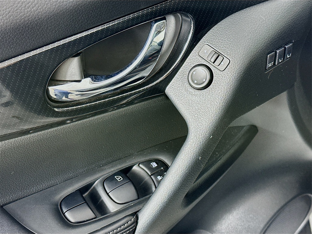 used 2020 Nissan Rogue car, priced at $20,990