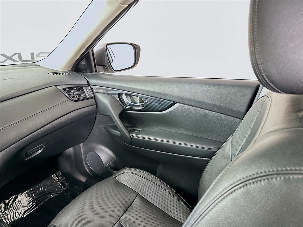 used 2020 Nissan Rogue car, priced at $20,990