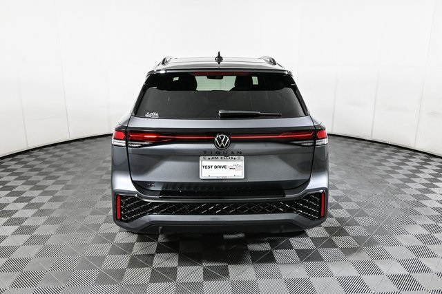 new 2025 Volkswagen Tiguan car, priced at $39,801