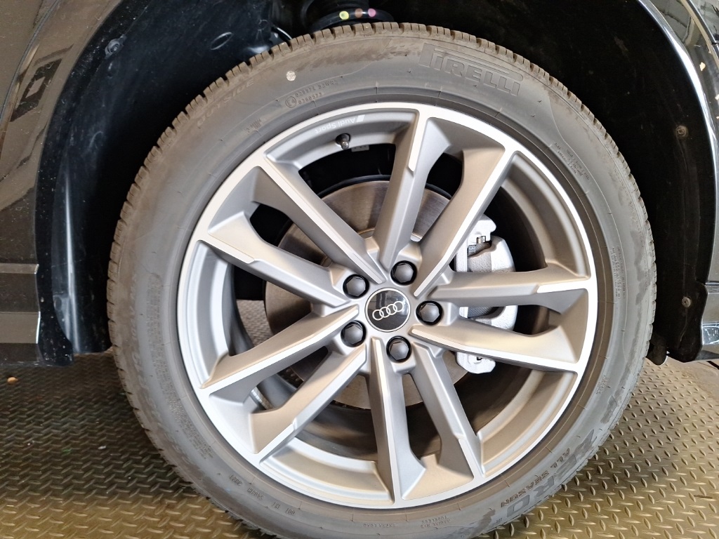 used 2025 Audi Q3 car, priced at $38,999