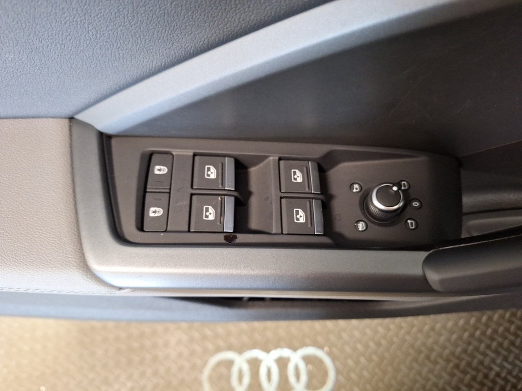 used 2025 Audi Q3 car, priced at $38,999