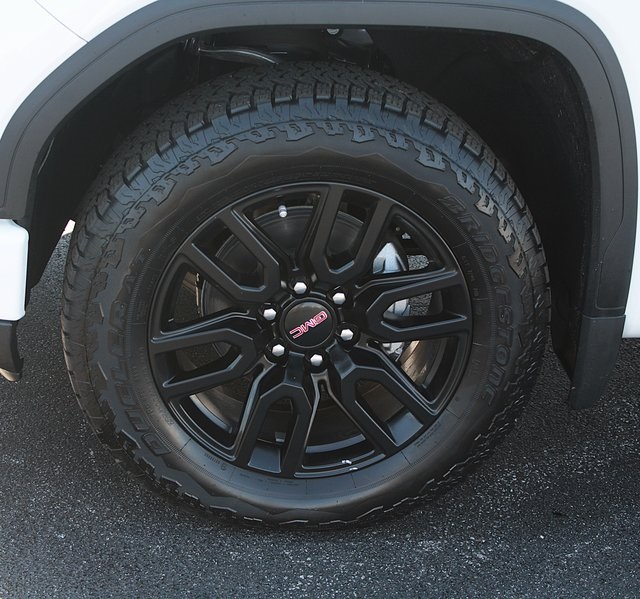 used 2025 GMC Sierra 1500 car, priced at $57,994