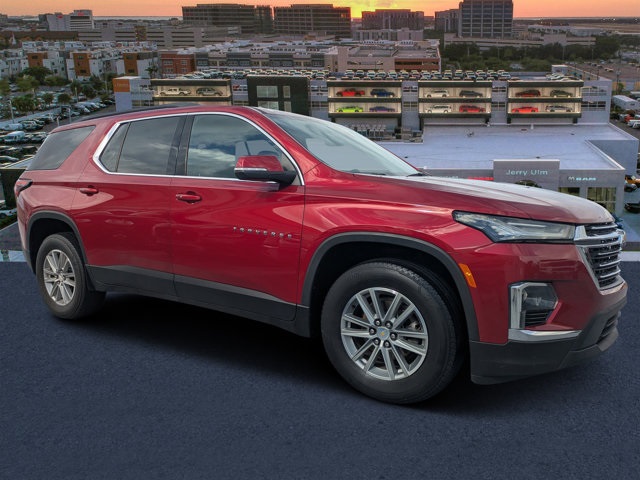 used 2023 Chevrolet Traverse car, priced at $29,259