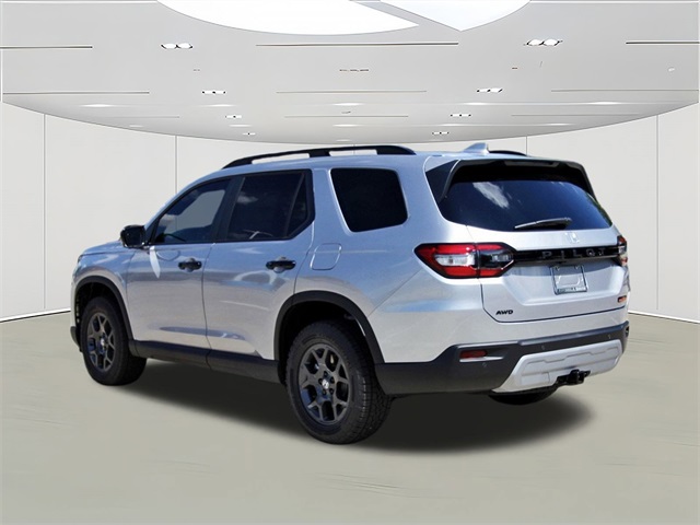 new 2025 Honda Pilot car, priced at $48,816