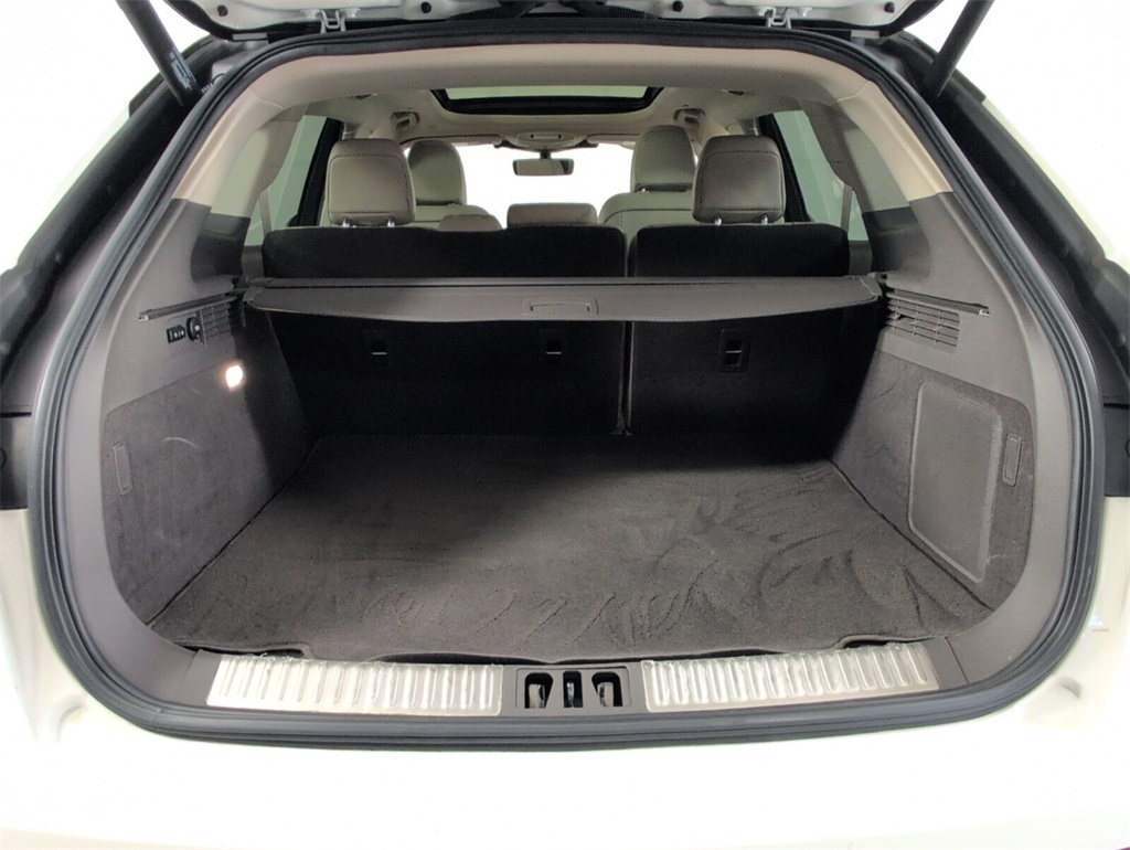 used 2022 Lincoln Nautilus car, priced at $30,000