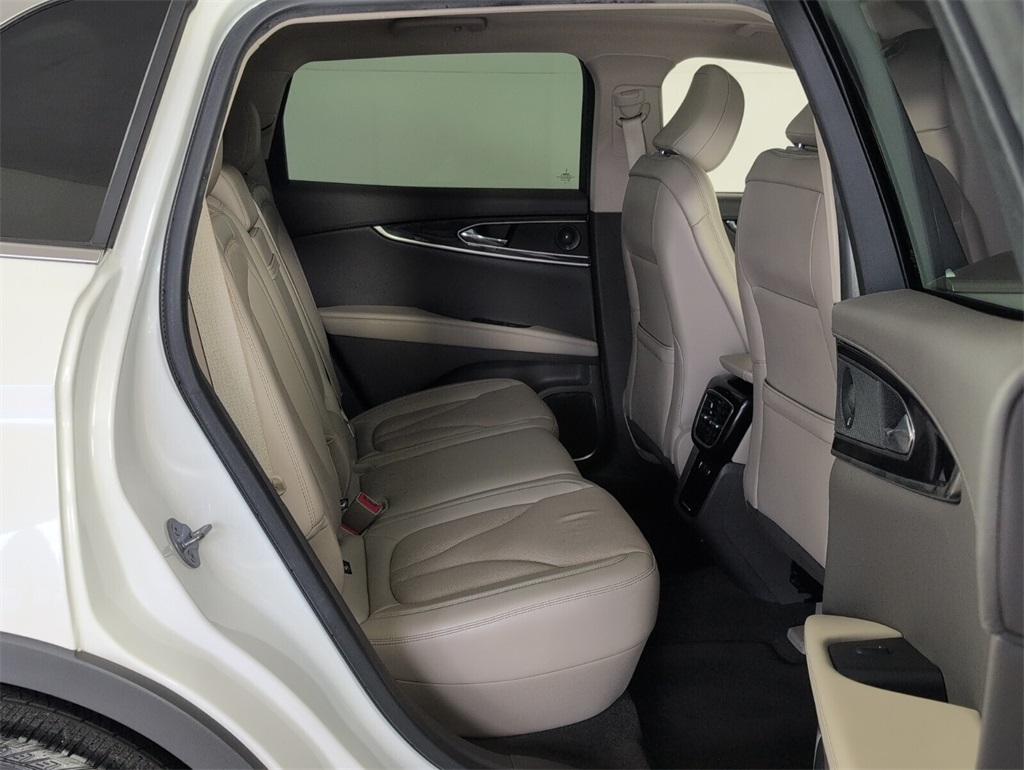 used 2022 Lincoln Nautilus car, priced at $30,000