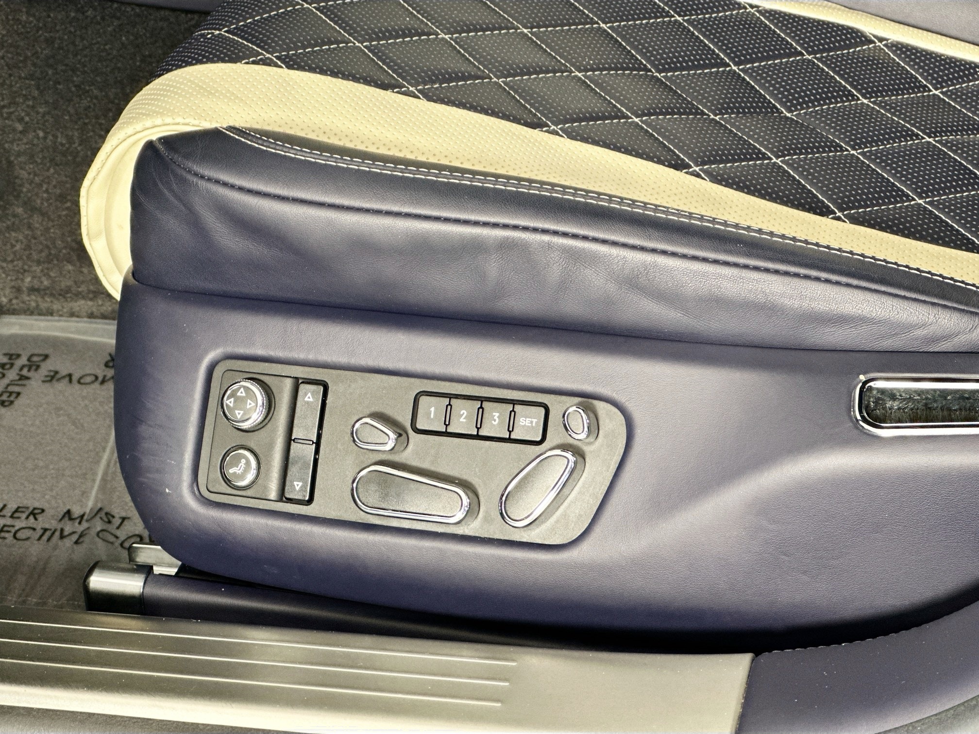 used 2017 Bentley Flying Spur car, priced at $109,998