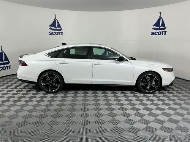 new 2025 Honda Accord Hybrid car, priced at $35,305