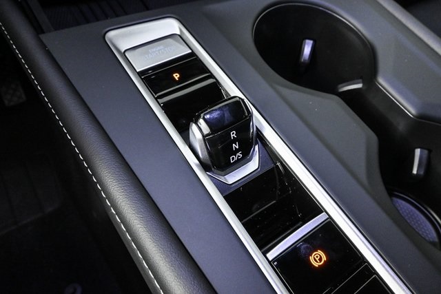 new 2025 Volkswagen Atlas car, priced at $38,552