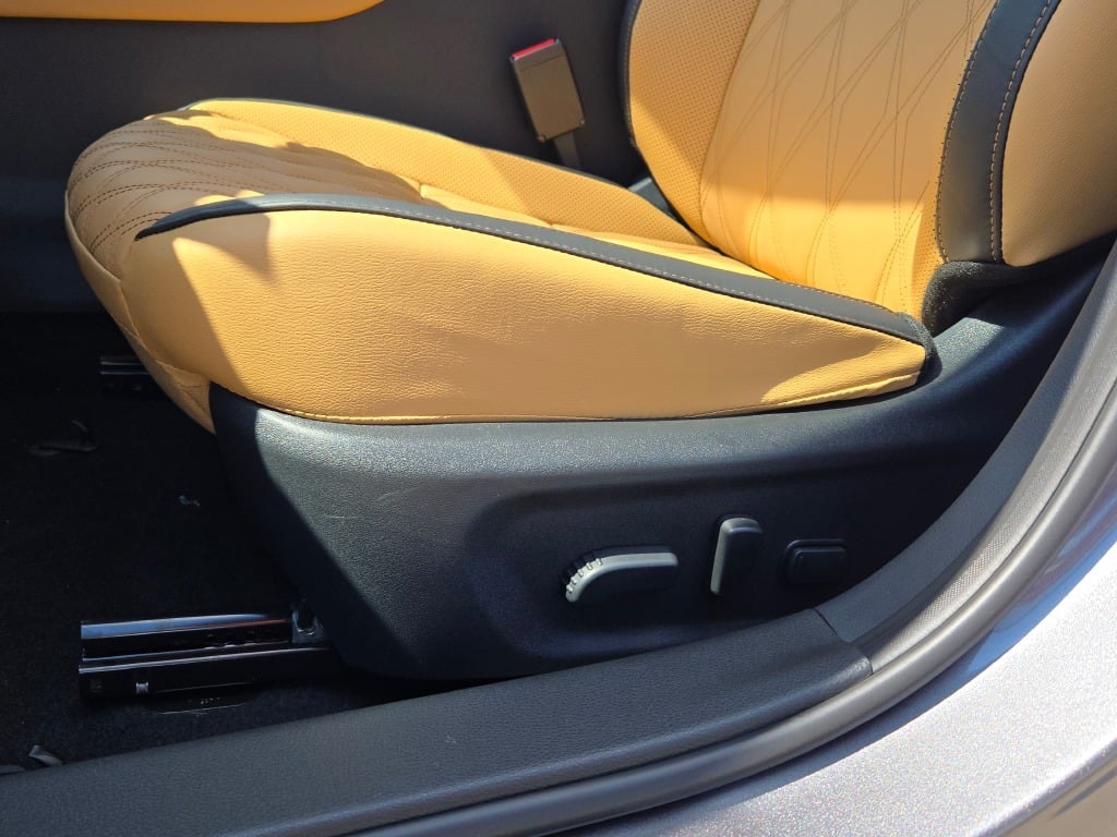 new 2025 Nissan Sentra car, priced at $27,535